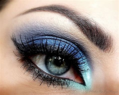 Half Magic Eye Liner: Embrace the Glamorous Side of Eye Makeup